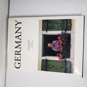 Set of 2 German Photography/Travel/ Coffee Table Books
